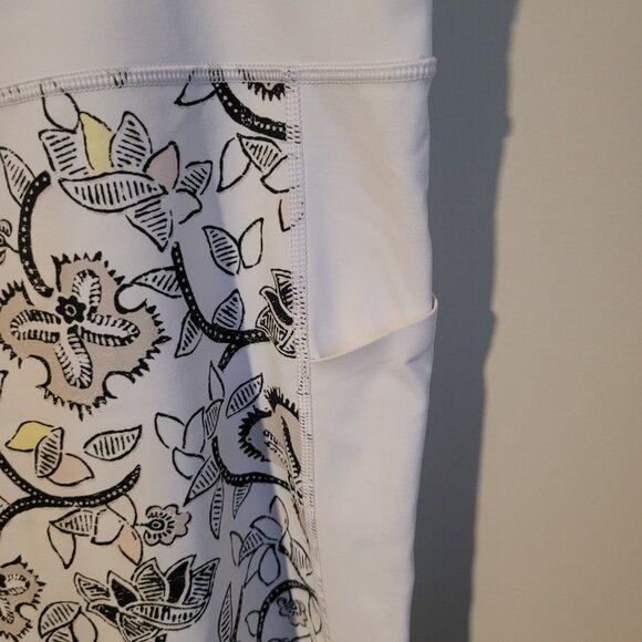 Athleta White Floral Athletic Leggings SZ 2X - Picture 2 of 4